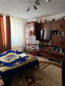 Decomandat cu 2 bai, model mare - foto 4