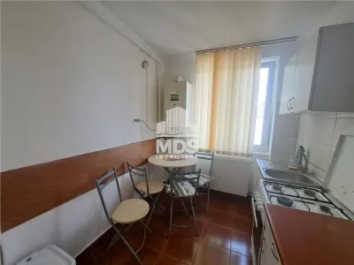 Apartament cu 2 camere etaj 3 in Complex - foto 7