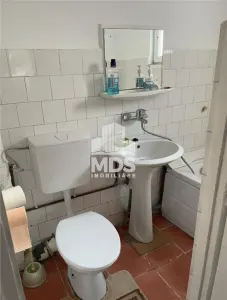 Apartament cu 2 camere la etajul 1 aproape de Medicina - Timisoara