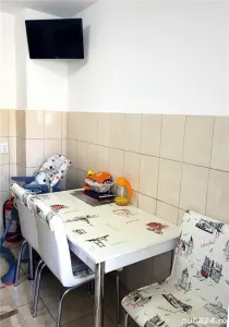 Apartament cu 3 camere, mobilat si utilat - foto 4