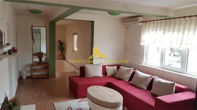 NOVISIMO-IMOBILIARE: VILA IN ZONA CENTRALA - foto 1