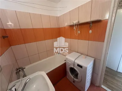 Mobilat si utilat la etajul 3 in zona Girocului - foto 8