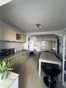 Mobilat si utilat modern, 72 mp, etaj intermediar linga Mall - foto 4