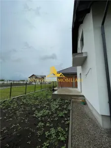 NOVISIMO-IMOBILIARE: VILA P+1 IN ZONA STREJNICU - foto 3