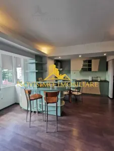 NOVISIMO-IMOBILIARE: APARTAMENT DE INCHIRIAT  CU DOUA CAM. ULTRACENTRAL - foto 2
