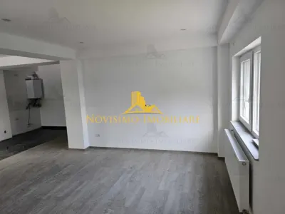 NOVISIMO-IMOBILIARE: SPATIU COMERCIAL IN ZONA CENTRALA - foto 3