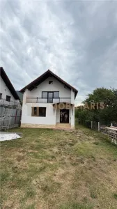 Casa individuala de vanzare cu 1233 mp teren, zona Valea Borcutului - Baia Mare