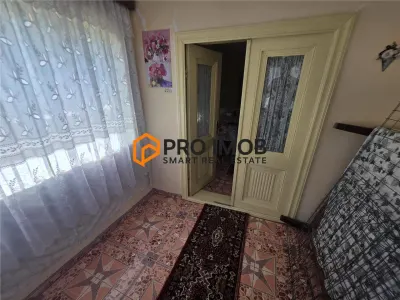 Casa tip parter zona Topliceni, Ramnicu Sarat - foto 11