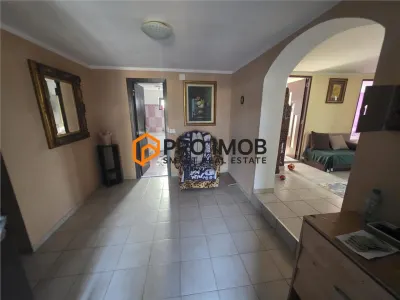 Casa tip parter zona Jorasti - foto 8