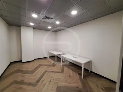 Spatiu pentru birouri, 500 mp utili, situat in zona Centrala! - foto 8