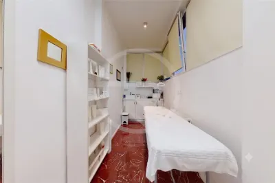 Spatiu comercial, 247 mp utili, situat in zona Centrala! - foto 8