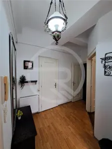 Apartament cu 3 camere, 82 mp utili, situat in zona Centrala! - foto 11