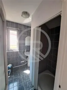 Spatii birouri, 80 mp utili, situat in zona Semicentrala! - foto 7