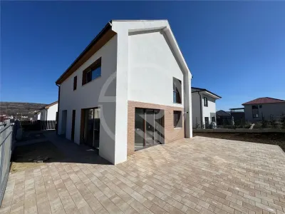 Casa Individuala situata in Chinteni! - Chinteni