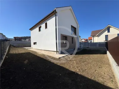 Casa Individuala situata in Chinteni! - foto 3