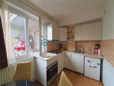 Royal Imobiliare - vanzare apartament 2 camere zona Ultracentral - foto 8