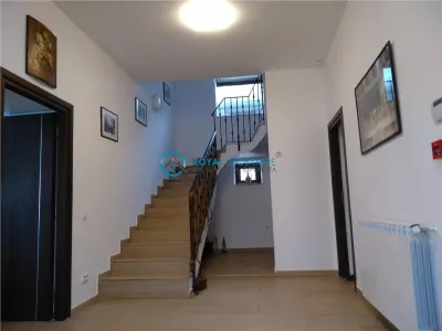 Royal Imobiliare - vanzare vila Ultracentrala - foto 16