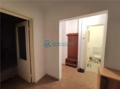 Royal Imobiliare - Vanzare apartament zona Sud - foto 8