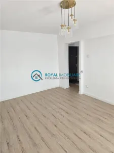 Royal Imobiliare - Vanzare apartament 2 camere zona B-dul Bucuresti - foto 2