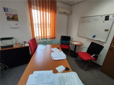 Royal Imobiliare- Vanzare vila 14 camere, zona Cina - foto 12