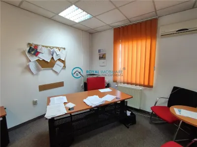 Royal Imobiliare- Vanzare vila 14 camere, zona Cina - foto 13