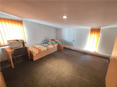 Royal Imobiliare- Vanzare vila 14 camere, zona Cina - foto 16