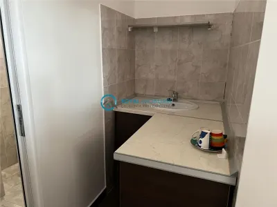 Royal Imobiliare - Inchiriere spatiu comercial in zona Valenii de Munte - foto 12