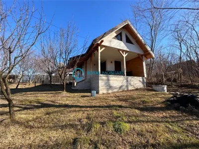 Royal Imobiliare- Vanzare Casa de Vacanta Teisani - Teisani