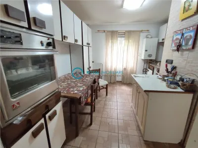 Royal Imobiliare - Vanzare Apartament zona Marasesti - foto 6