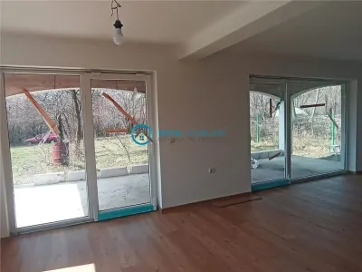 Royal Imobiliare - Vanzare Casa Zona Valeni - foto 4