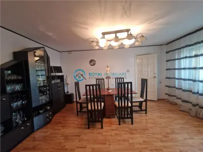 Royal Imobiliare - vanzare vila P+1, zona Marasesti - foto 3