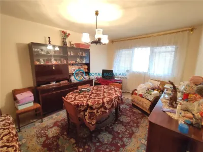 Royal Imobiliare - Vanzare Apartament zona Mihai Bravu - foto 1