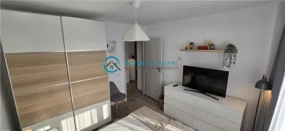 Royal Imobiliare - Inchiriere apartament 3 camere zona Malu Rosu - foto 6