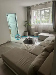 Royal Imobiliare - Vanzare apartament 2 camere zona Malu Rosu - Ploiesti