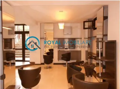 Royal Imobiliare - Vanzare Spatiu de Birouri Zona Democratiei - Ploiesti