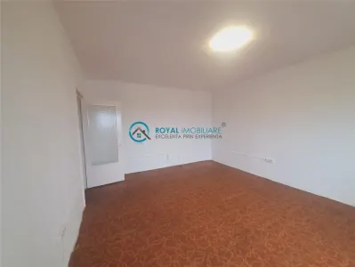 Royal Imobiliare - Vanzare apartament 2 camere in zona Cantacuzino - foto 3