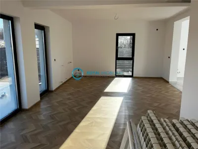 Royal Imobiliare-Vanzare Vila Gageni - foto 4