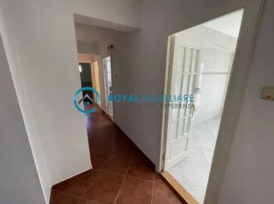 Royal Imobiliare - Vanzare Apartament zona Democratiei - foto 6