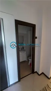 Royal Imobiliare - Inchiriere apartament 3 camere zona Malu Rosu - foto 15