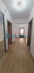 Royal Imobiliare-Inchiriere Apartament 3 Camere Zona Albert - foto 17