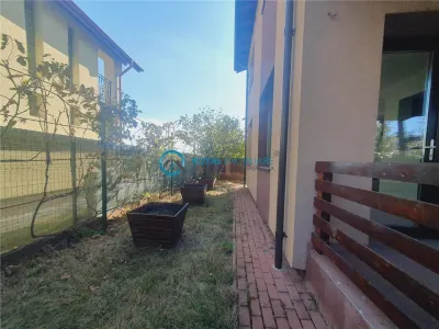 Royal Imobiliare-Vanzare Vila-zona Nord - foto 4