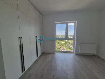 Royal Imobiliare - Vanzare apartament 3 camere tip duplex - foto 3