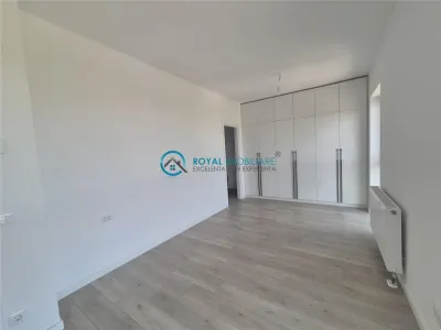 Royal Imobiliare - Vanzare apartament 3 camere tip duplex - foto 6
