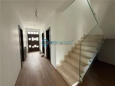 Royal Imobiliare - Vanzare Vila P+1 Bucov - foto 12