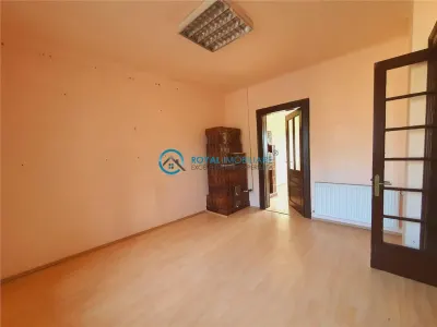 Royal Imobiliare - Vanzare vila zona Rudului - foto 5