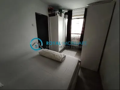 Royal Imobiliare - Vanzare apartament 2 camere zona Malu Rosu - foto 4
