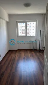 Royal Imobiliare - Vanzare apartament 3 camere zona Republicii - Ploiesti