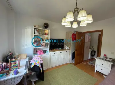 Royal Imobiliare - Vanzare apartament 4 camere zona Gheorghe Doja - foto 3
