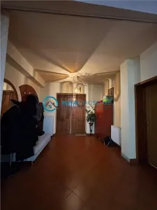 Royal Imobiliare - Vanzare Vila S+P+2 Zona Ana Ipatescu - foto 22