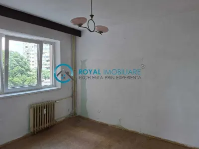Royal Imobiliare - Vanzare apartament 3 camere zona Republicii - foto 3